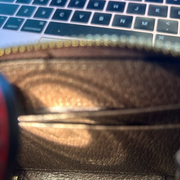 Gucci wallet - Picture 4 of 4